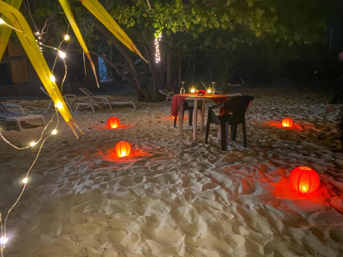 Leisure Inn Guest House Bodufolhudhoo Extérieur photo